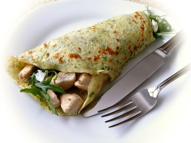 egg-crepes-with-sausage