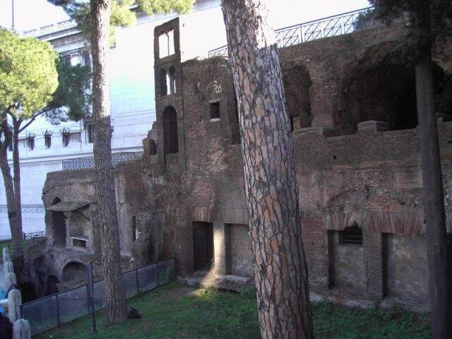 the-romans-first-flats