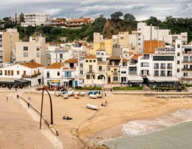 Buy a House on the Coast in Spain